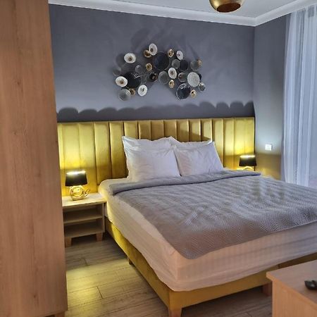 Sky Cloud Apartments Тімішоара Екстер'єр фото